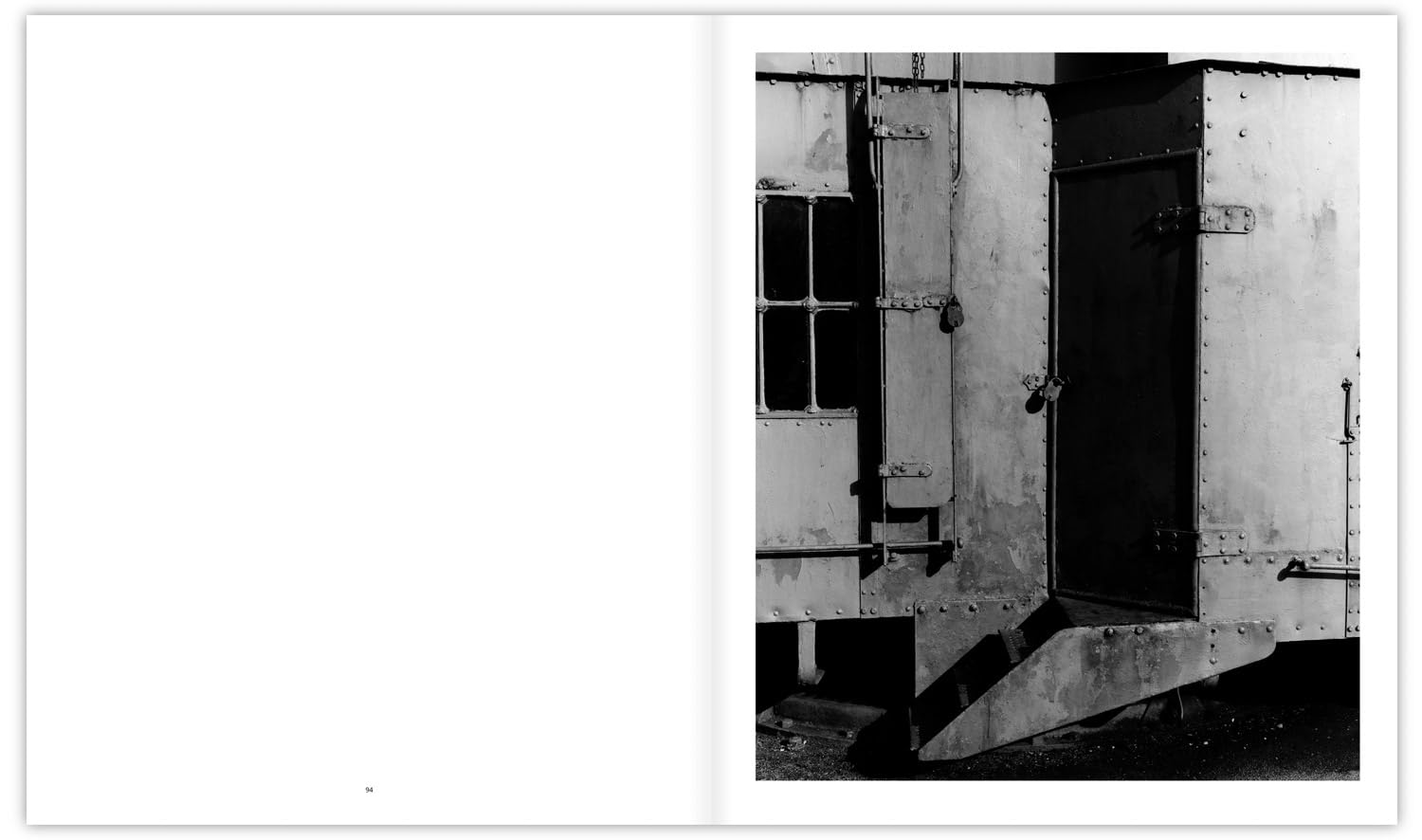 NUESTRA HABITACIÓN SECRETA · Mohamed Hassan