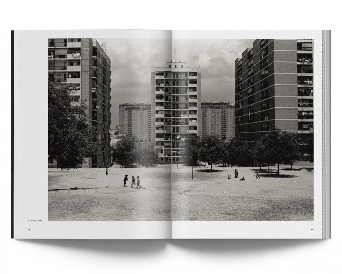 BARRIOS: MADRID 1976-1980 · Javier Campano