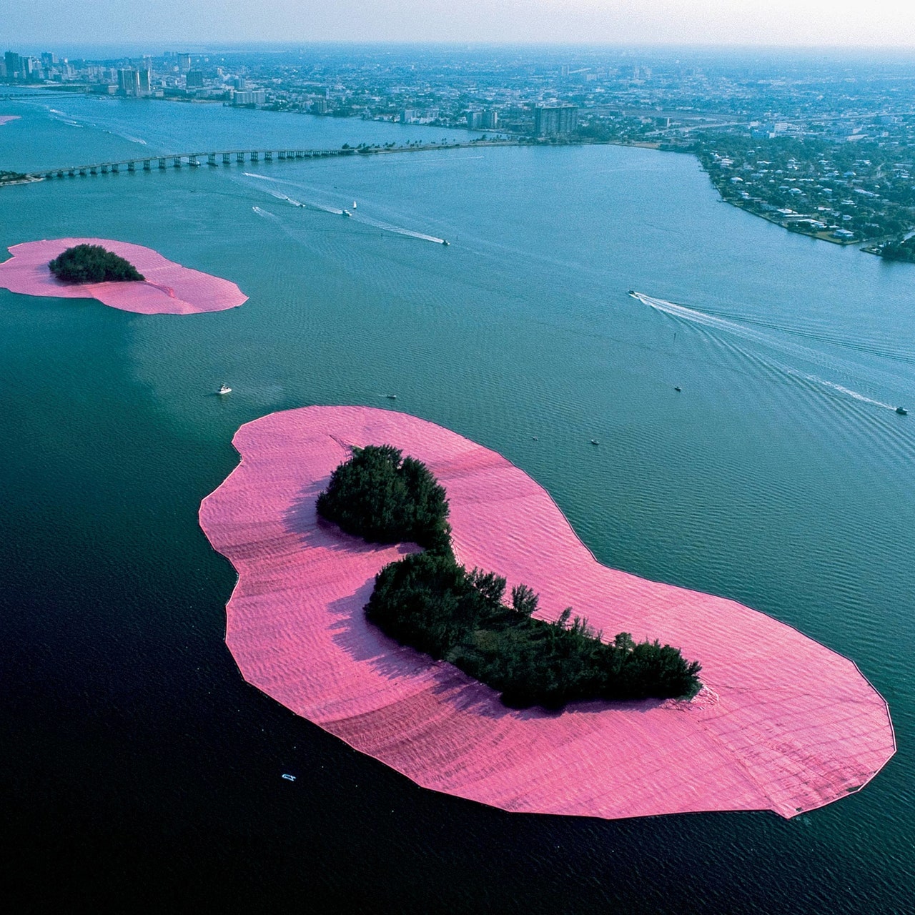 CHRISTO AND JEANNE-CLAUDE · 40th Ed.